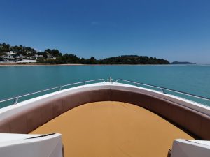 speedboat