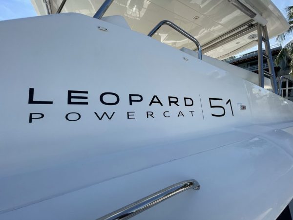 power catamaran Leopard 51
